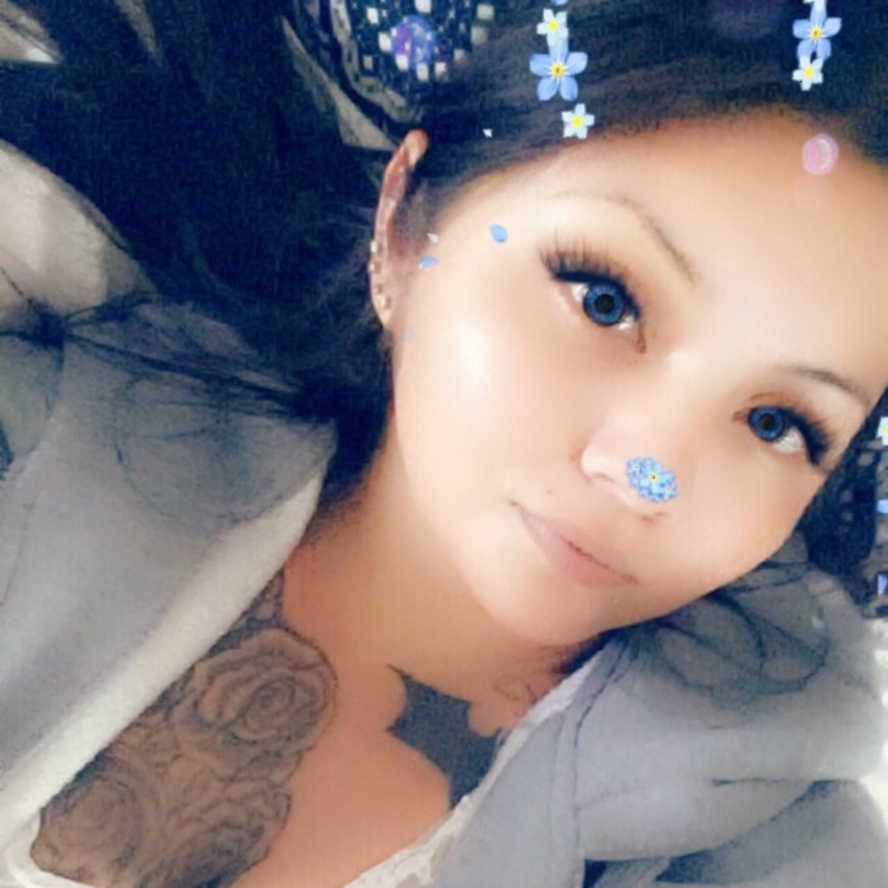 Meet your Posher, Alejandra